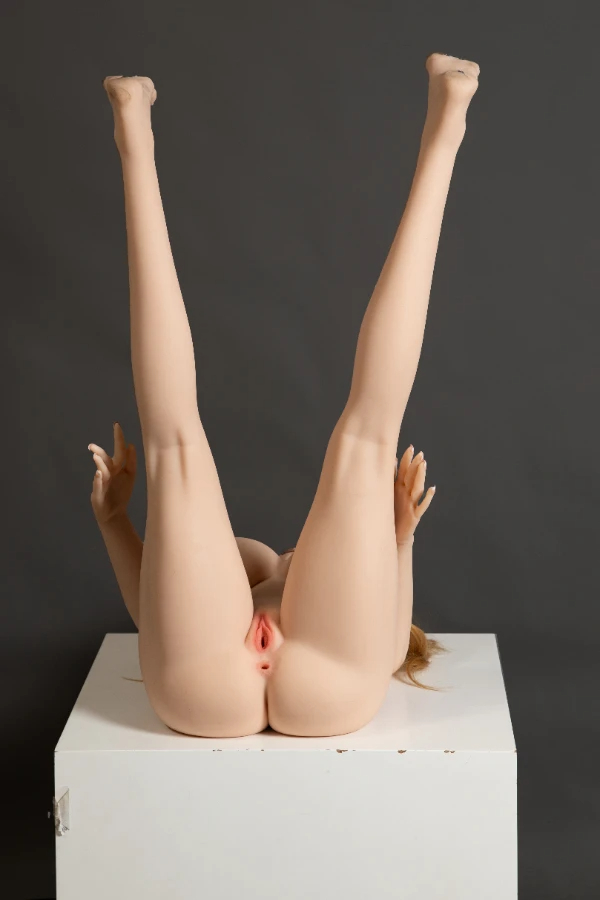 man fickt echte sex puppen