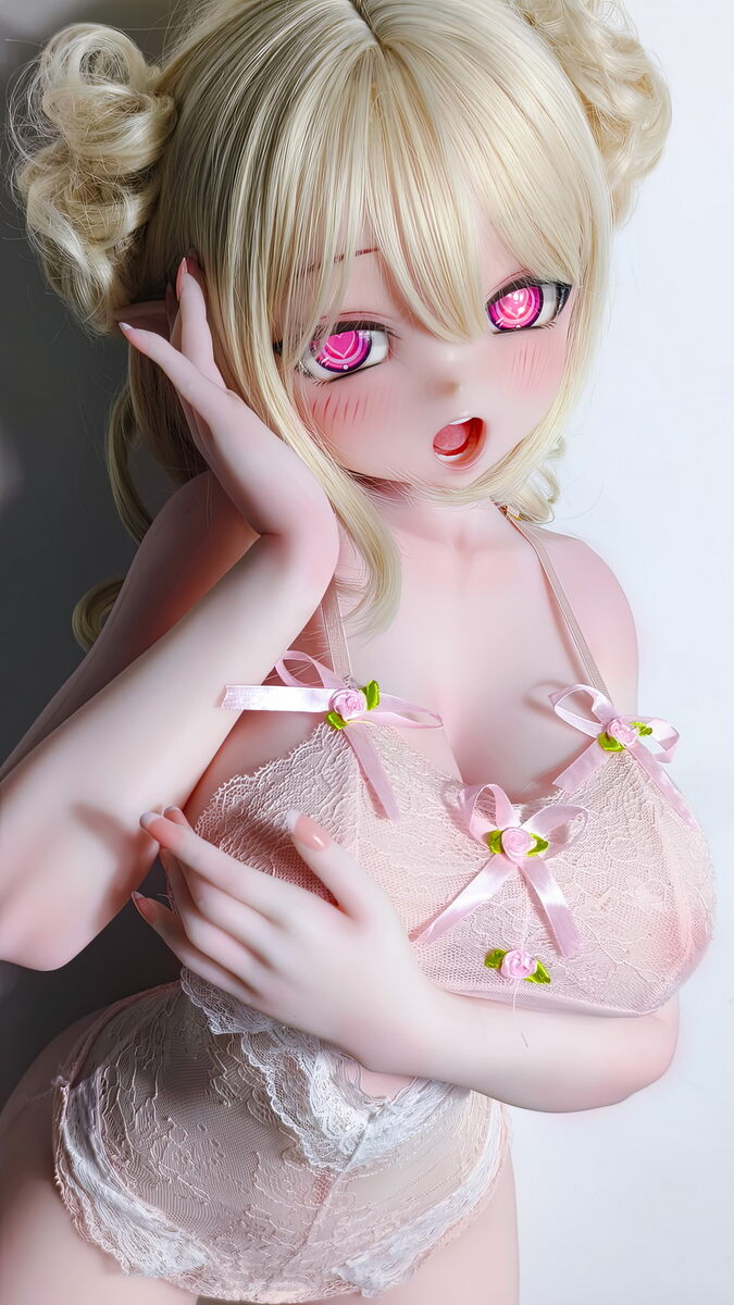 Fantasy sex doll Asaka Moeri mit verspieltem Kawaii Look