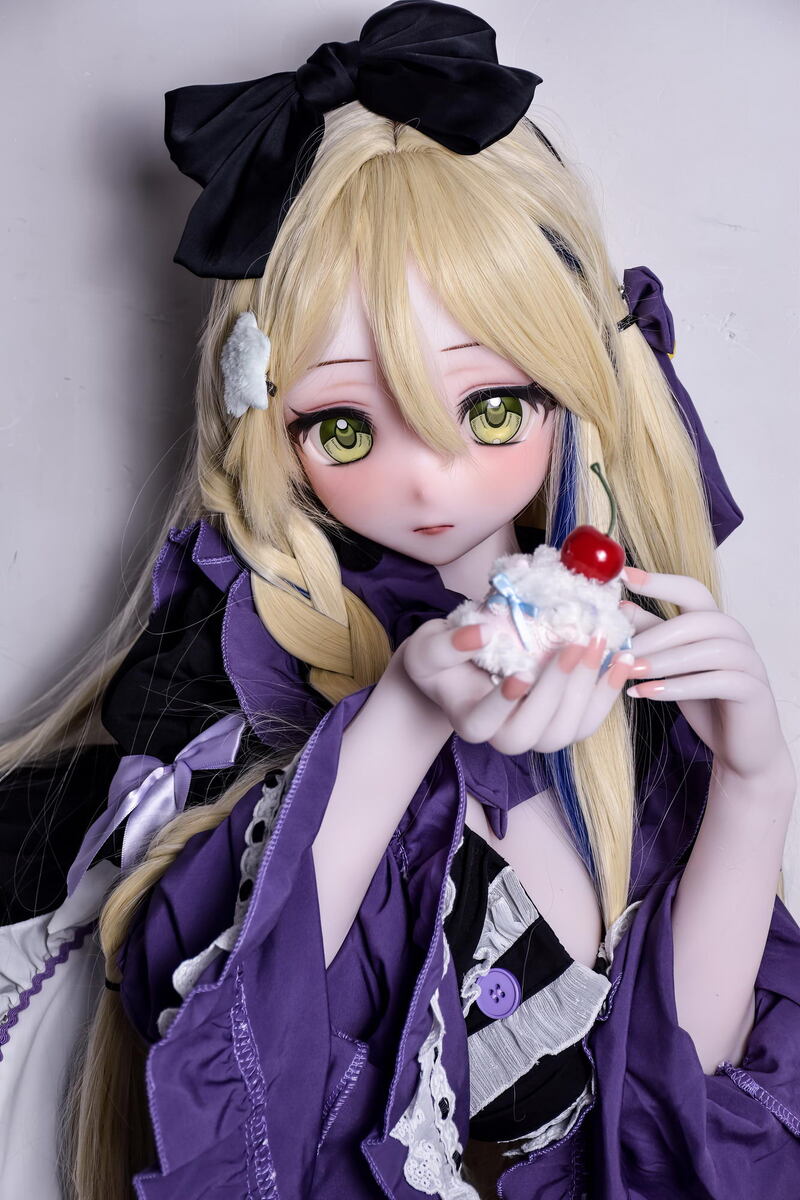 sexdoll Izumi Rika mit individueller Persönlichkeit