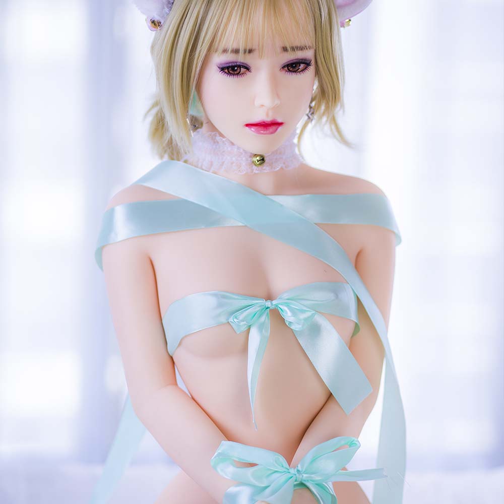 asiatische liebes sexpuppe