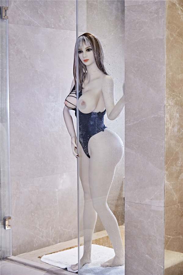 Reale sexpuppe