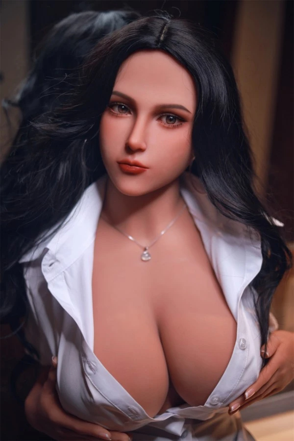 Authentische Sexpuppe