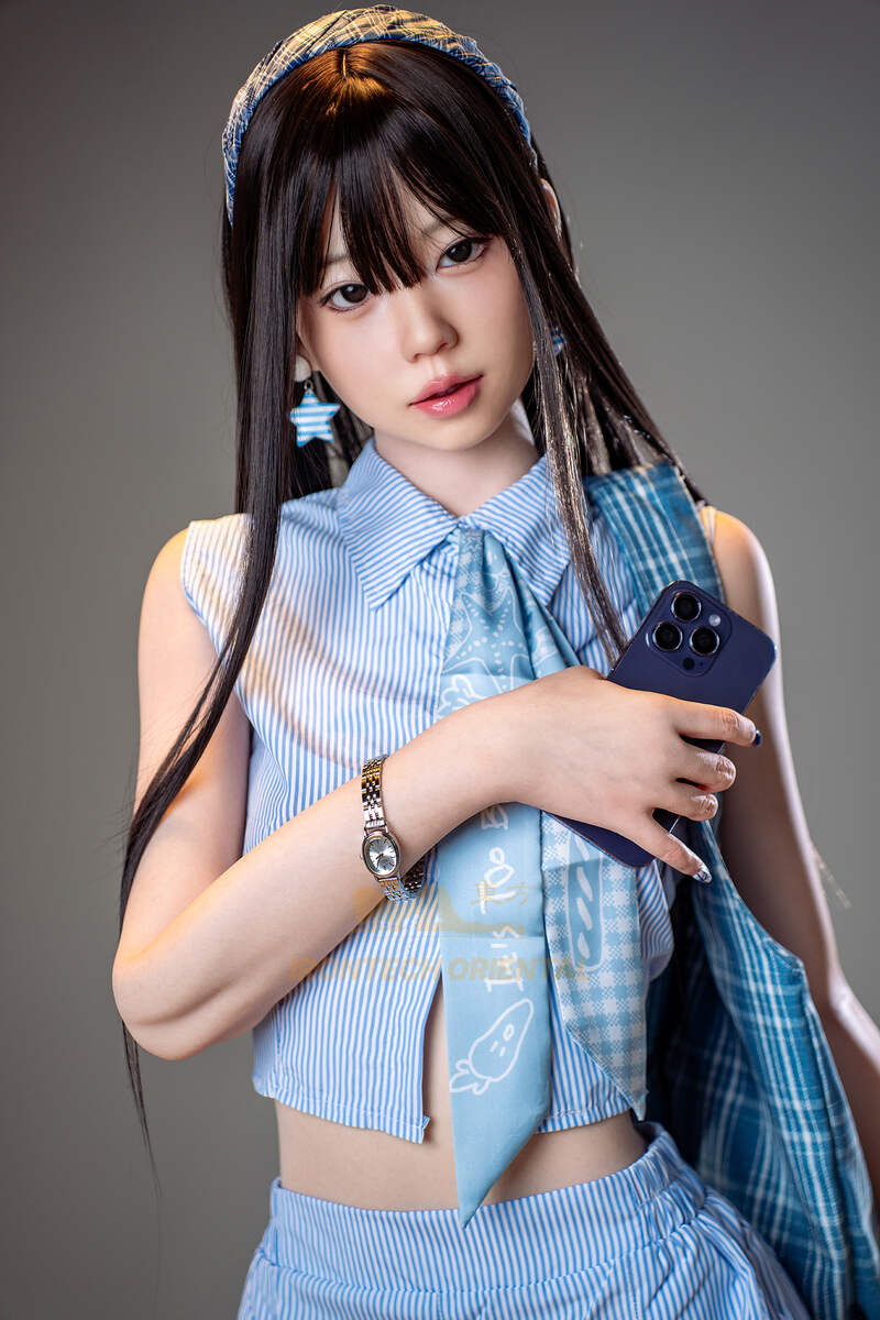 sex doll Chuxia als Begleiterin