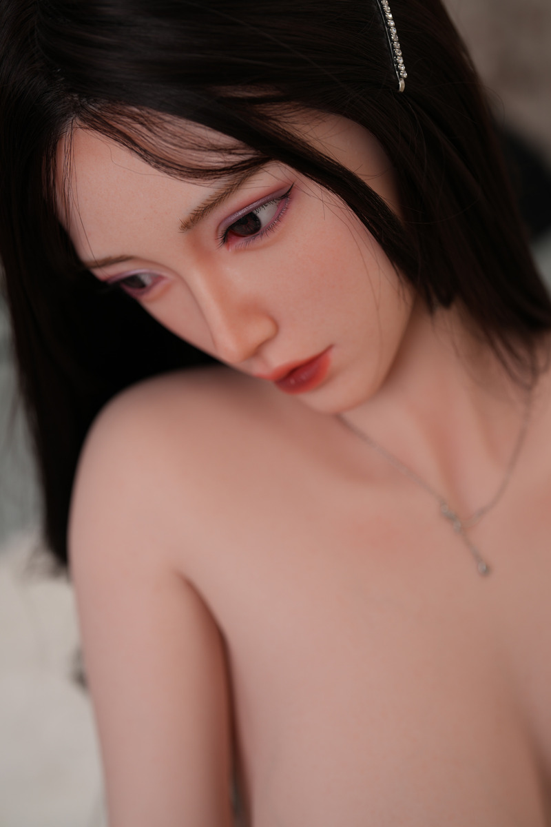 Lebensechte Augen bei Sexpuppen