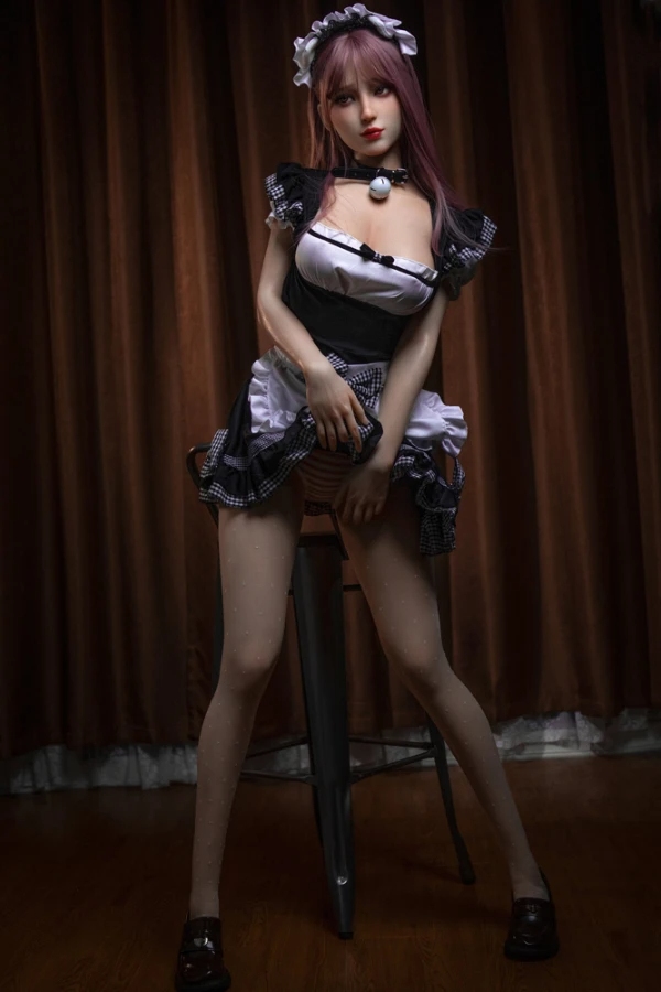 170cm Sexpuppe Lvy mit realistischer Körperform
