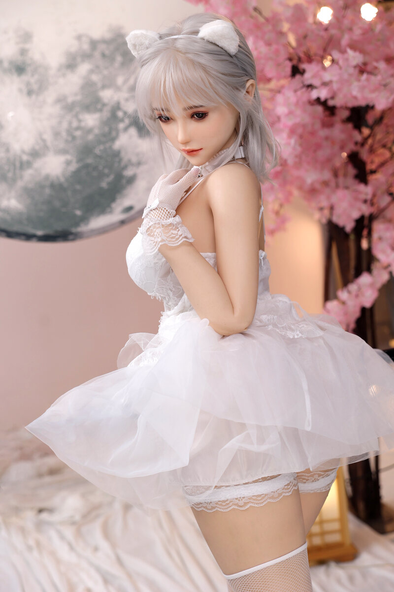 Asiatische JY Doll mit ätherischer Erscheinung, blonde Locken