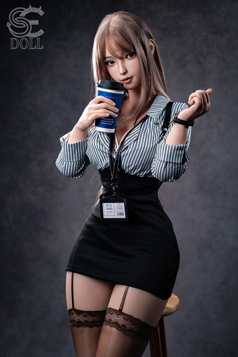 Silikon Liebespuppen Hinata in 161cm C Cup
