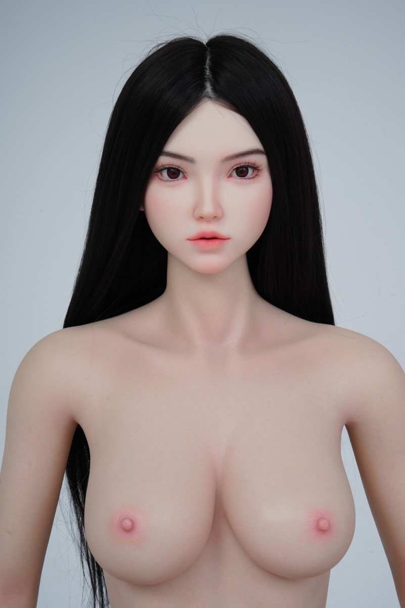 Lebensechte Augen bei Sex puppen