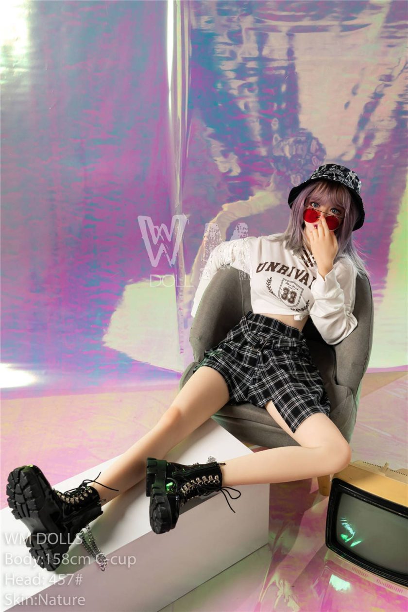 Zarte teen living sexuelle doll