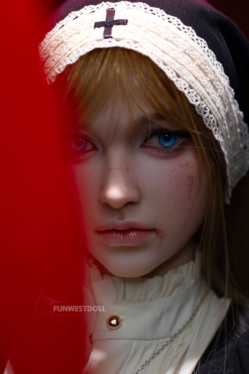 Lebensechte Blaue Augen bei Sexpuppen