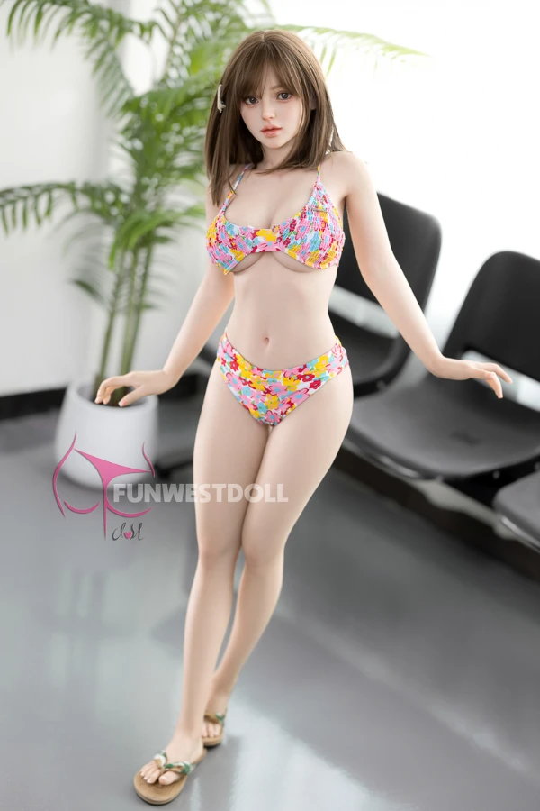 Luana - Funwest in 152cm D Cup