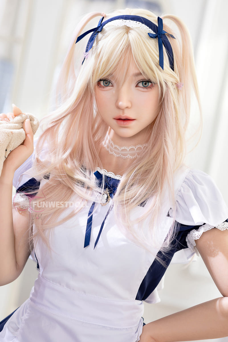 Silikon Sexpuppe | Süße unschuldig Blonde Sex doll