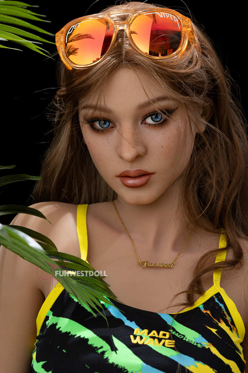 Stilvolle real doll mit blauen Augen
