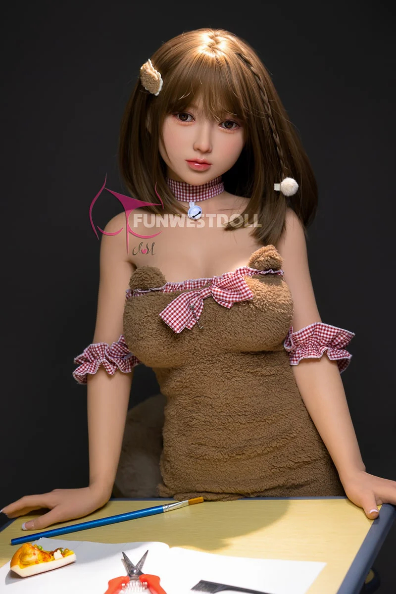 Luana - Funwest in 152cm D Cup