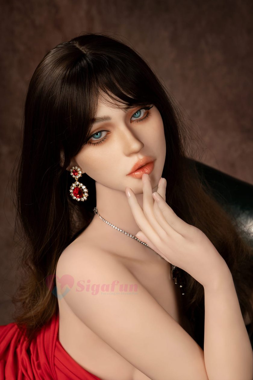 sexuelle doll mit detaillierten Gesichtszügen